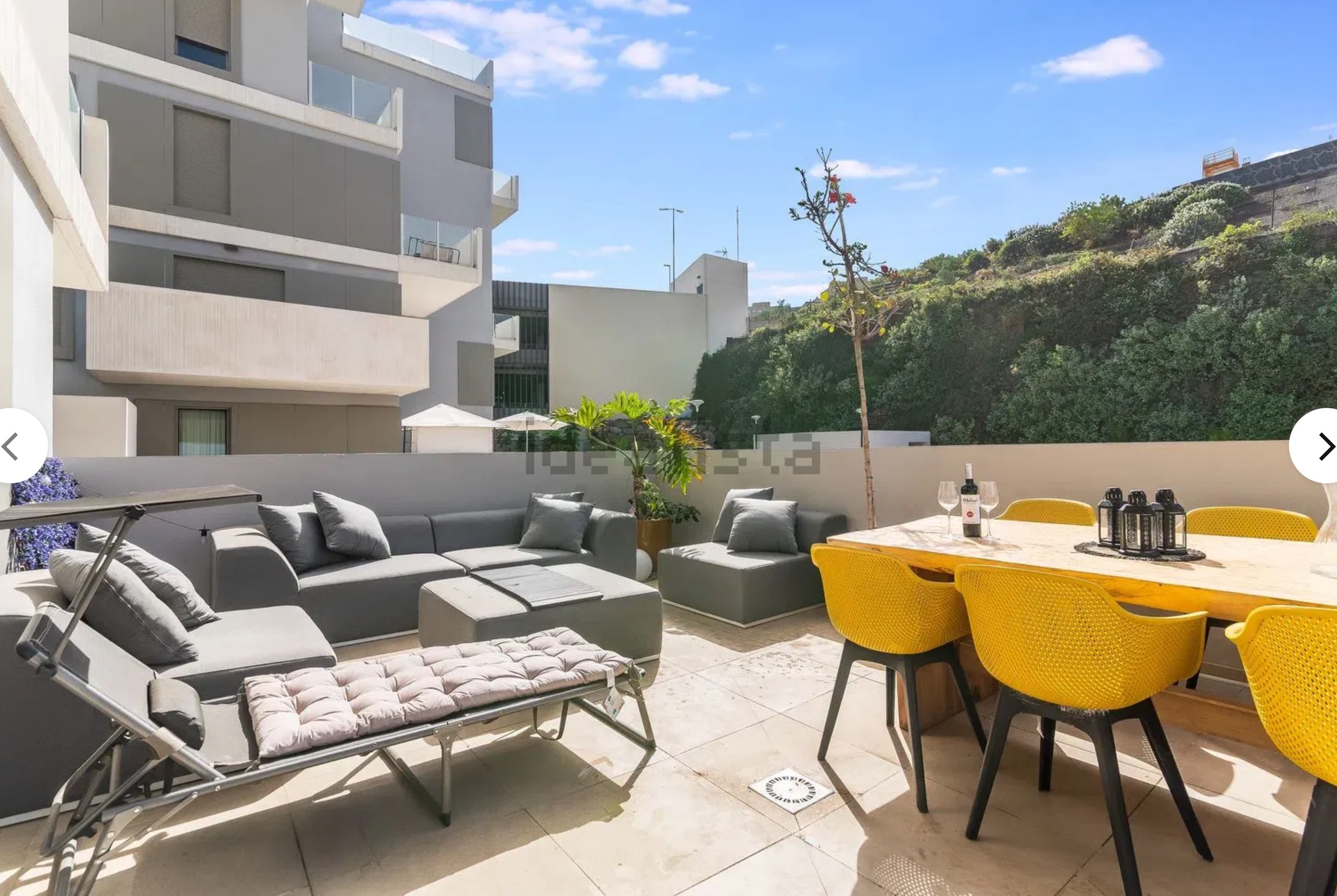 Outdoor terrace area